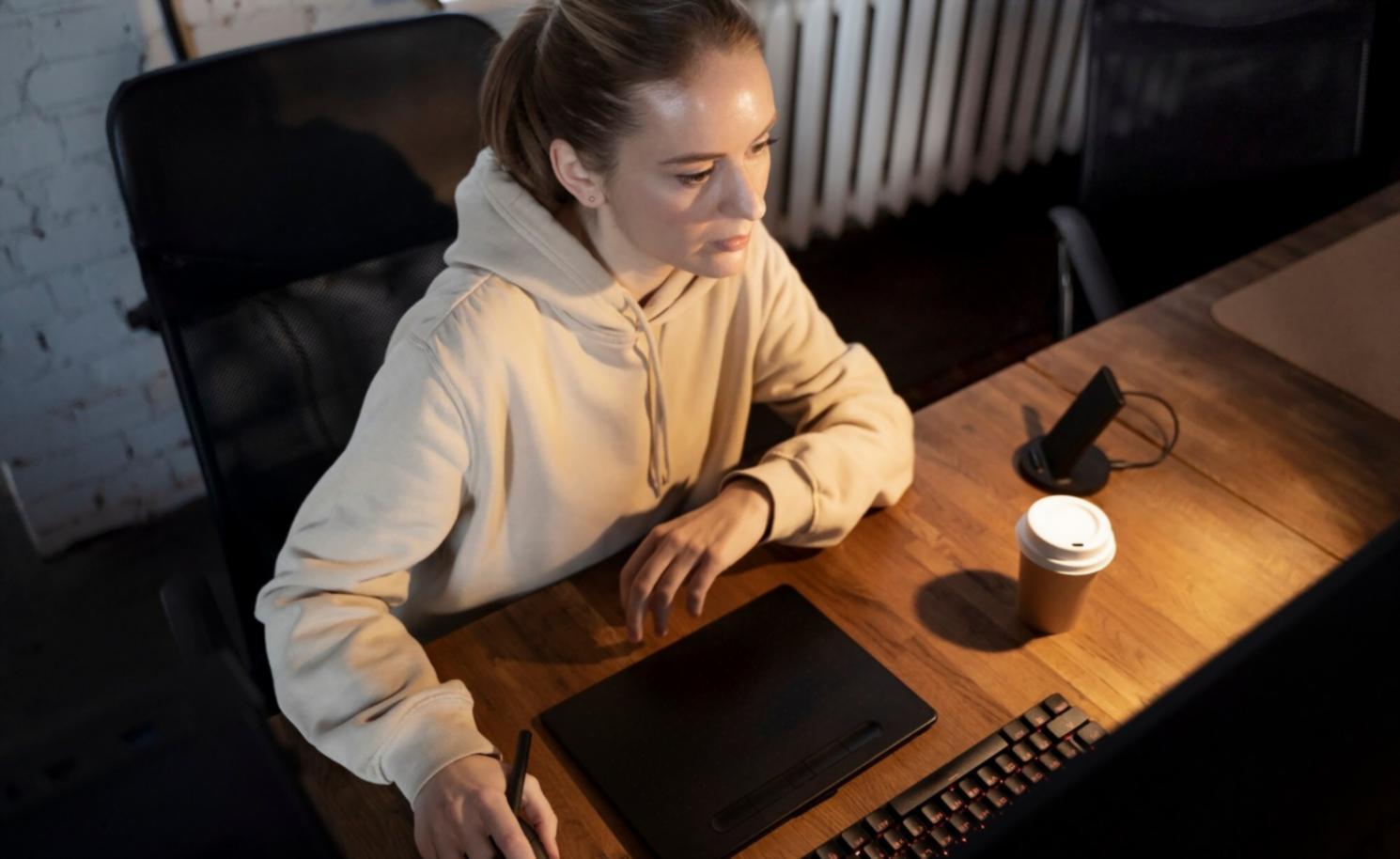 Equipo de talverionxq trabajando en formación financiera
